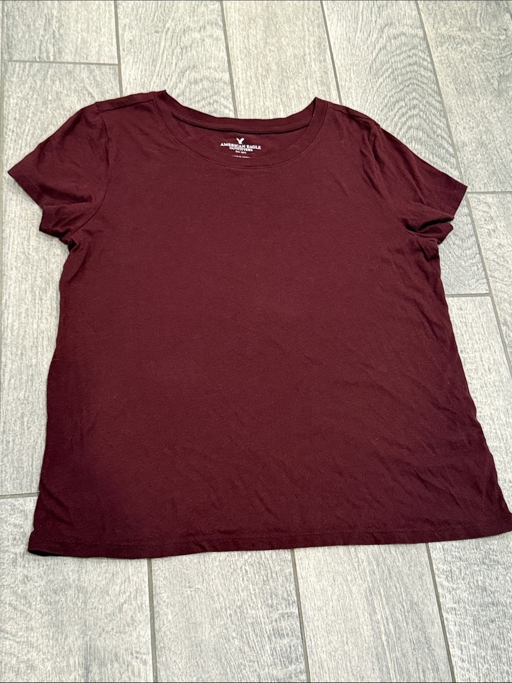 American Eagle Outfitters Women's Short Sleeve Tee - Wine Fall outfit